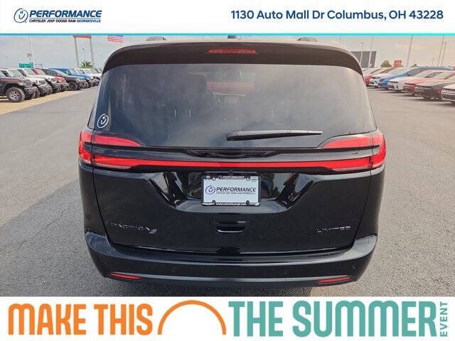 2027 Chrysler Pacifica Limited