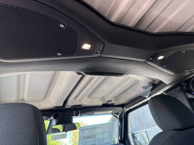 2025 Jeep Wrangler Sport S 4xe