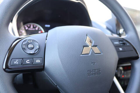 2025 Mitsubishi Eclipse Cross LE