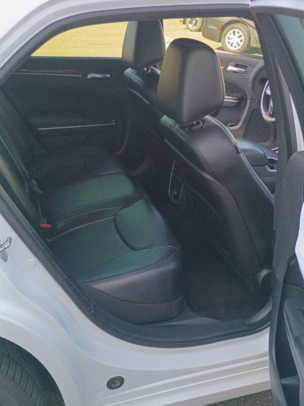 2014 Chrysler 300