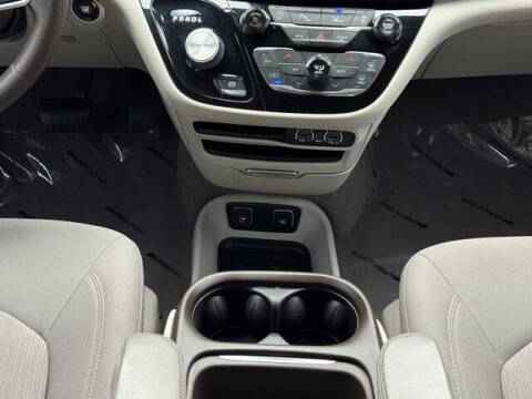 2021 Chrysler Pacifica Touring