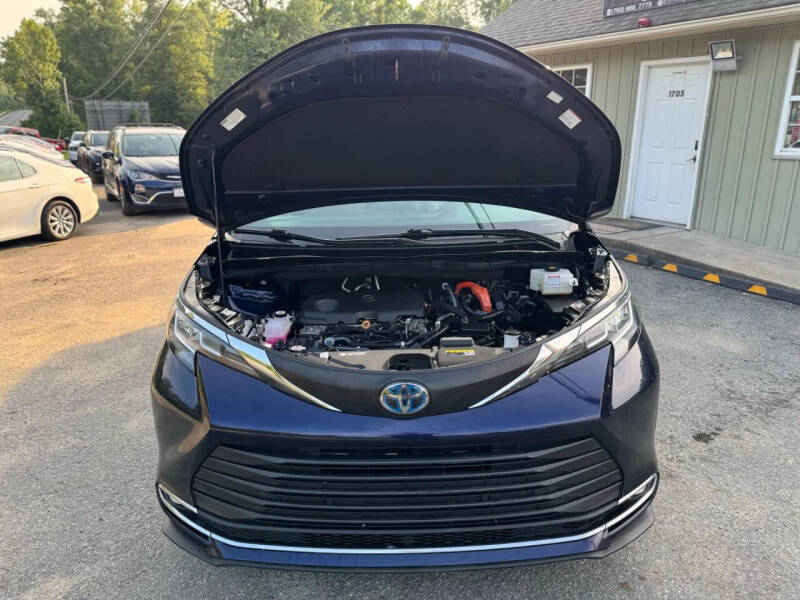 2021 Toyota Sienna XLE 7-Passenger