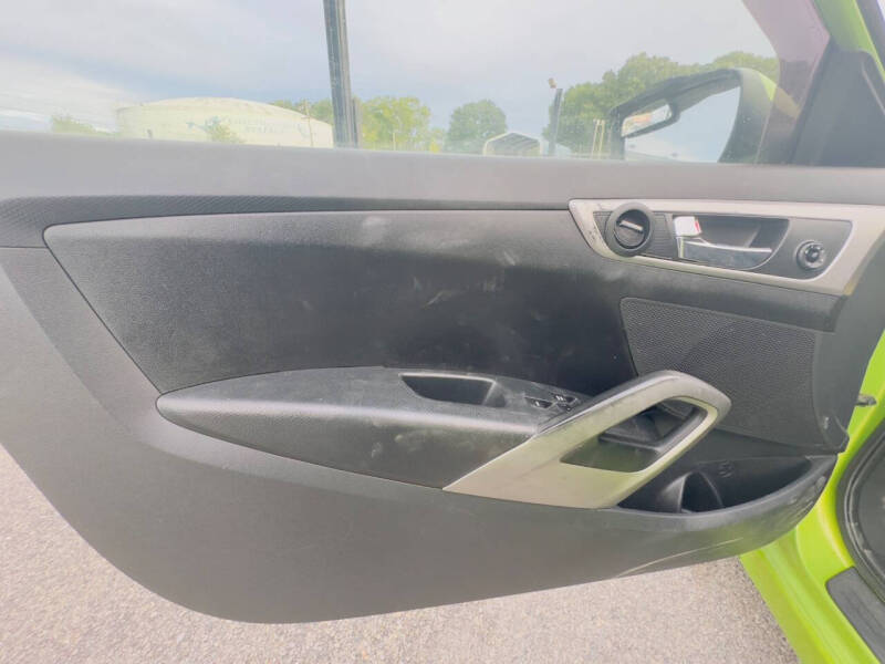 2012 Hyundai Veloster