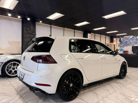 2019 Volkswagen Golf R 4Motion
