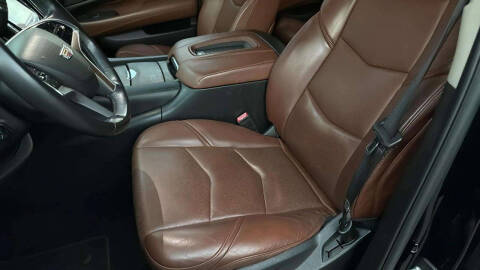 2018 Cadillac Escalade ESV Premium Luxury