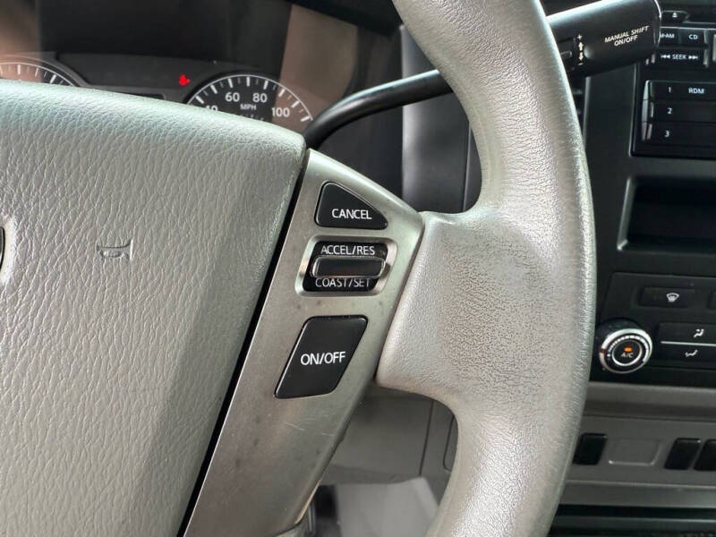 2013 Nissan NV 1500 SV