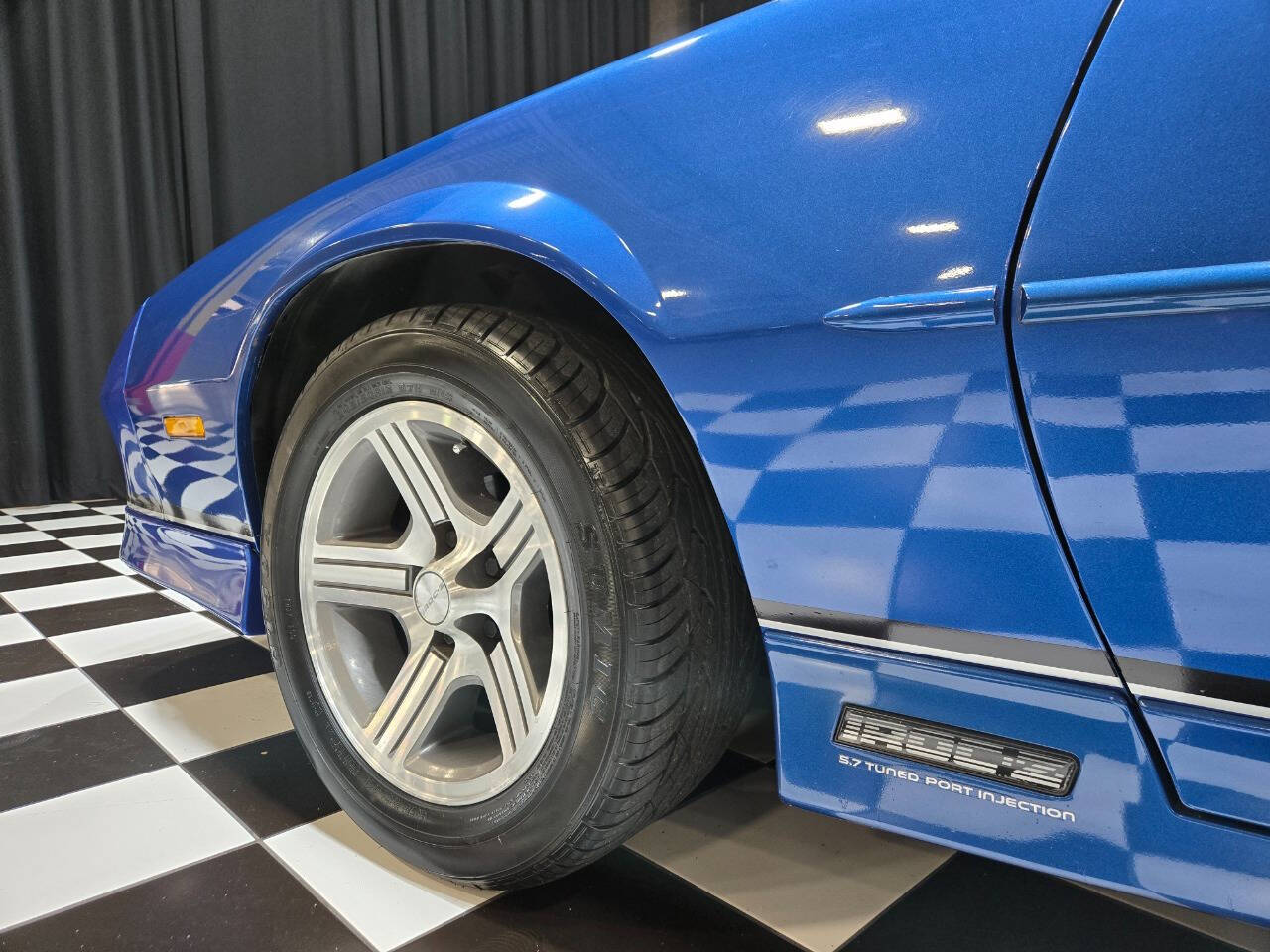 1990 Chevrolet Camaro 5