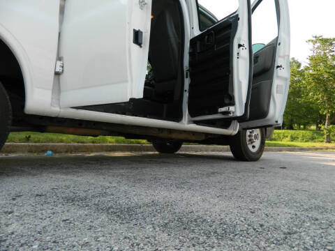 2017 GMC Savana 2500