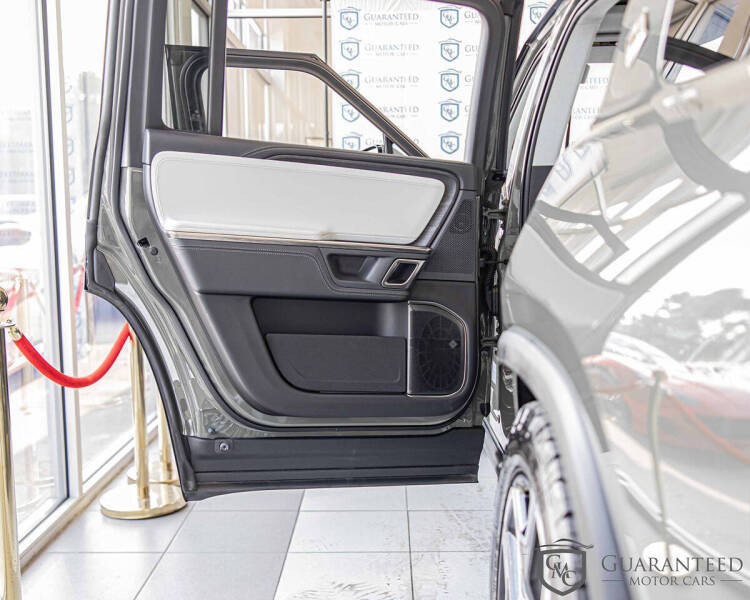 2023 Rivian R1S Launch Edition