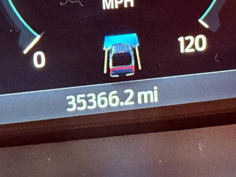 2022 Ford F-150 Lightning Lariat