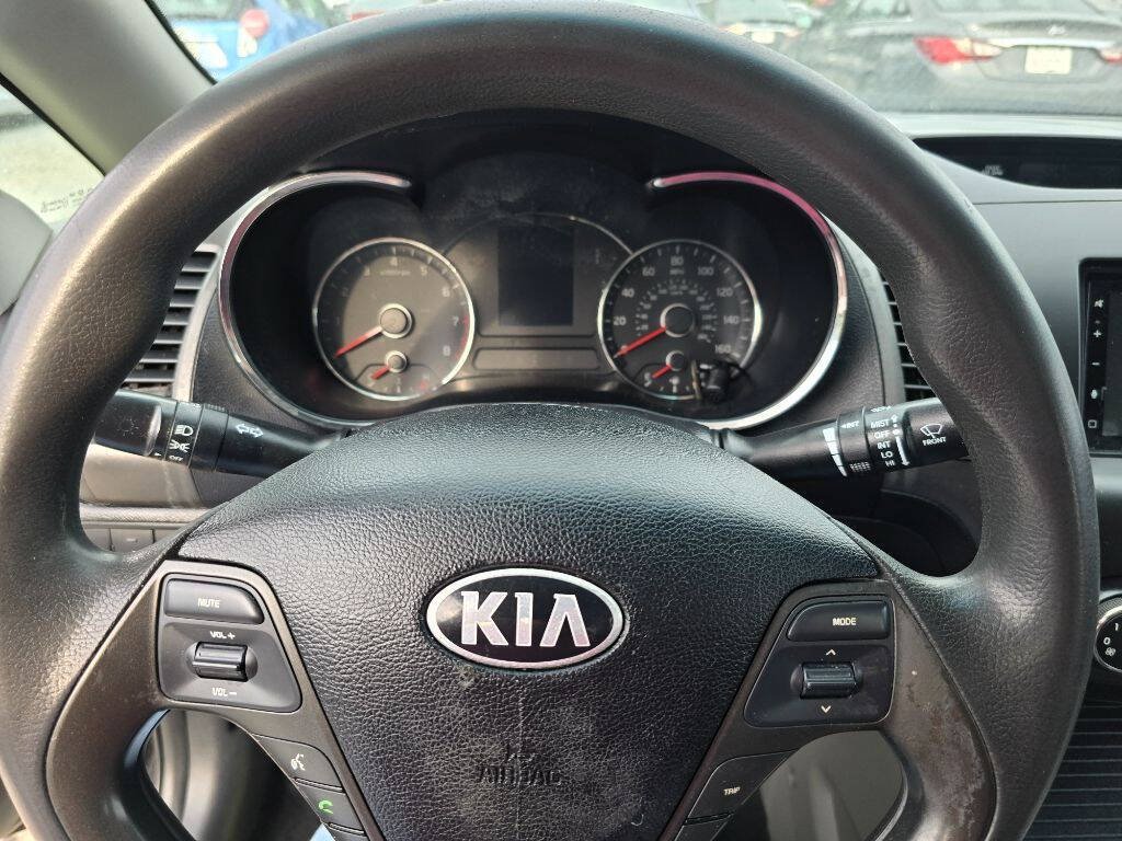 2014 Kia Forte for sale at YOUR CAR GUY RONNIE in Alabaster, AL