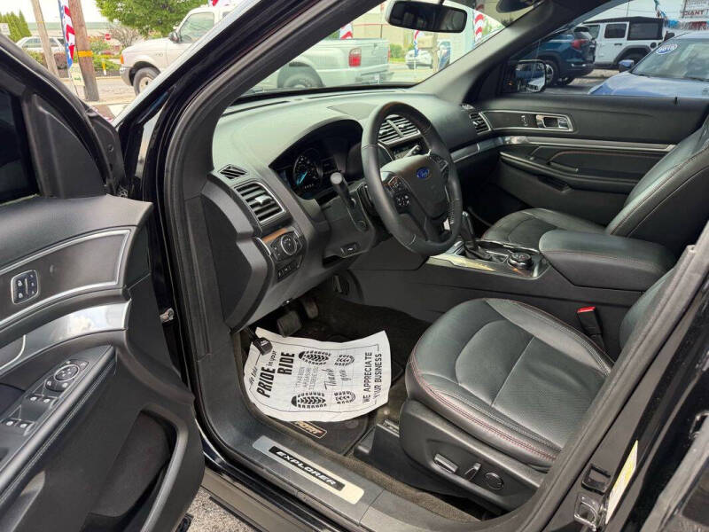 2017 Ford Explorer Sport