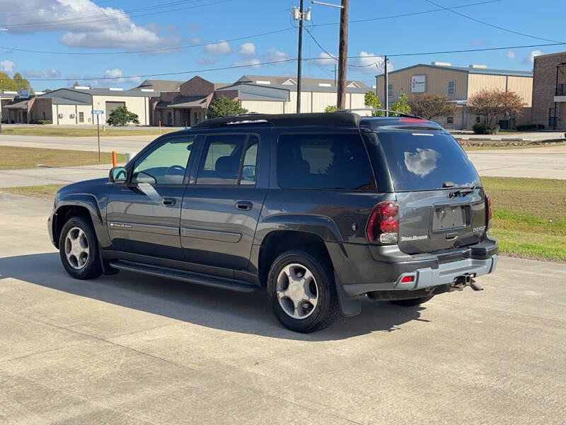 2004 Chevrolet TrailBlazer EXT LT