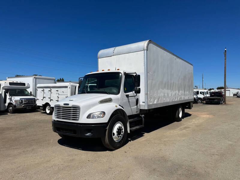 2012 Freightliner M2 106