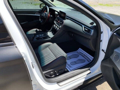 2023 Genesis G70