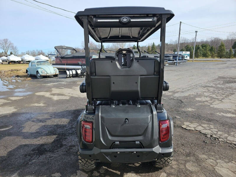 2024 Evolution Maverick 4