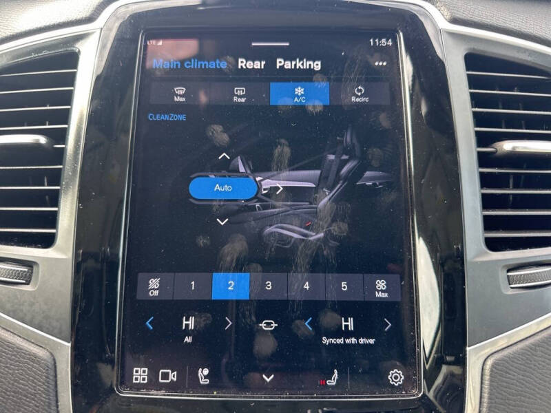 2023 Volvo XC90 B5 Core