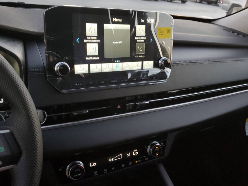 2025 Mitsubishi Outlander PHEV SE