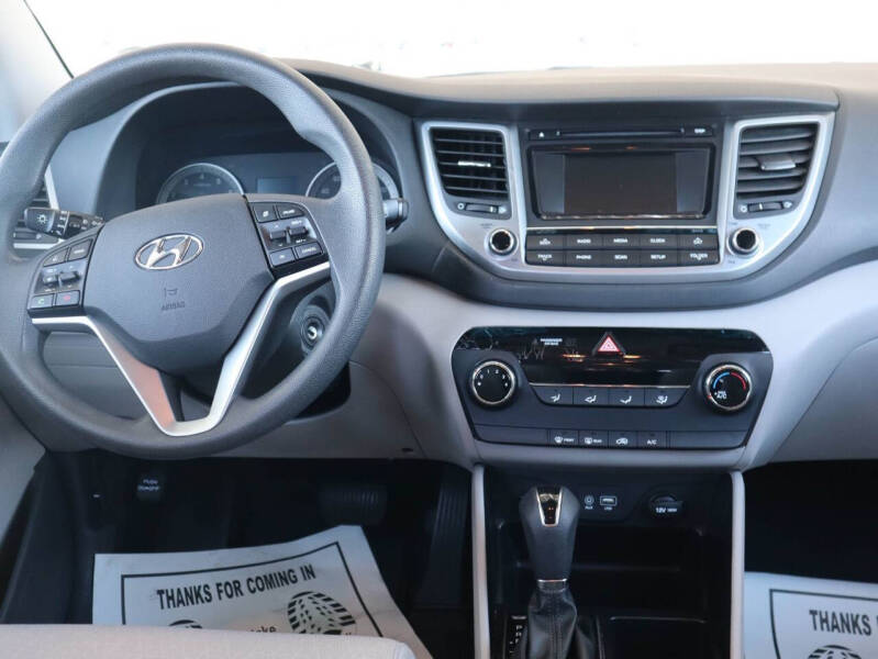 2017 Hyundai Tucson SE