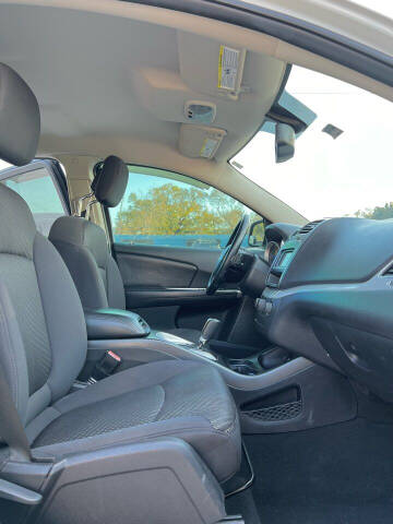 2012 Dodge Journey SE