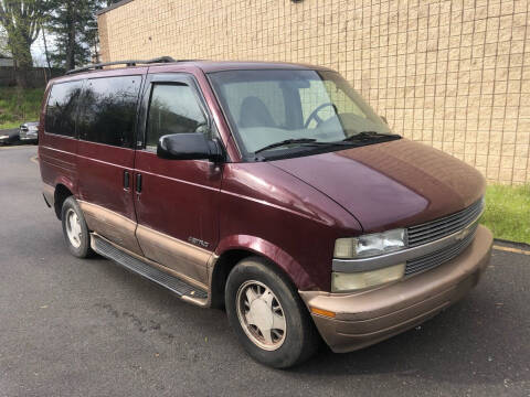 2001 Chevrolet Astro for sale at KOB Auto SALES in Hatfield PA