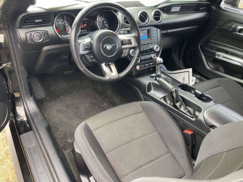 2015 Ford Mustang V6