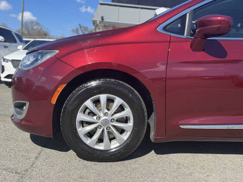 2019 Chrysler Pacifica Touring L