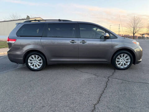 2014 Toyota Sienna