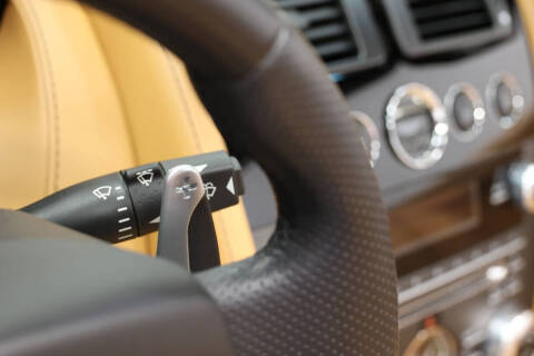 2012 Aston Martin V8 Vantage Roadster