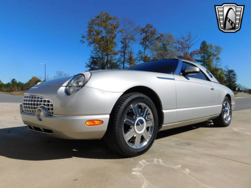 2005 Ford Thunderbird Deluxe