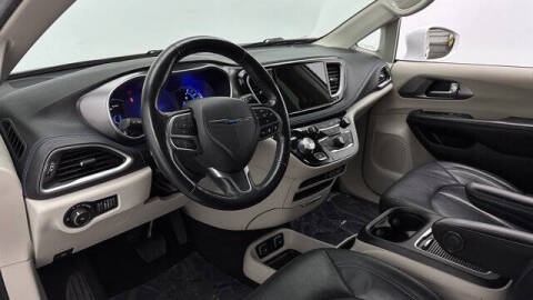 2021 Chrysler Pacifica Hybrid Touring L