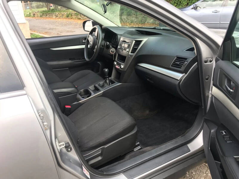 2010 Subaru Outback 2.5i