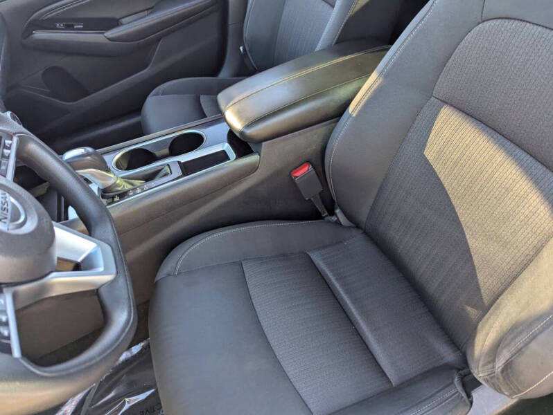 2021 Nissan Altima 2.5 SV