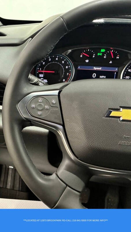 2023 Chevrolet Traverse LT Cloth