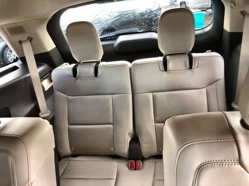 2022 Ford Explorer Platinum