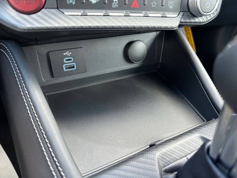 2025 Ford Mustang EcoBoost Premium