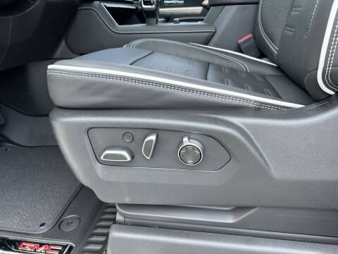 2025 GMC Sierra 1500 AT4X