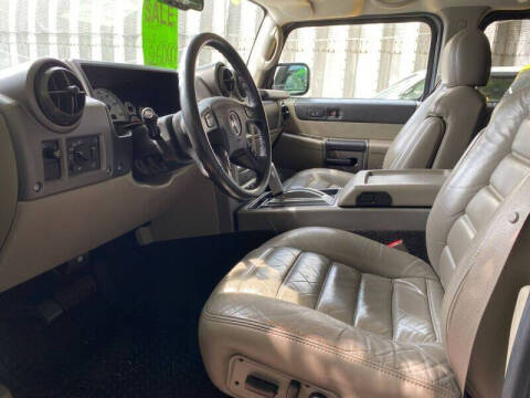 2004 HUMMER H2 Lux Series