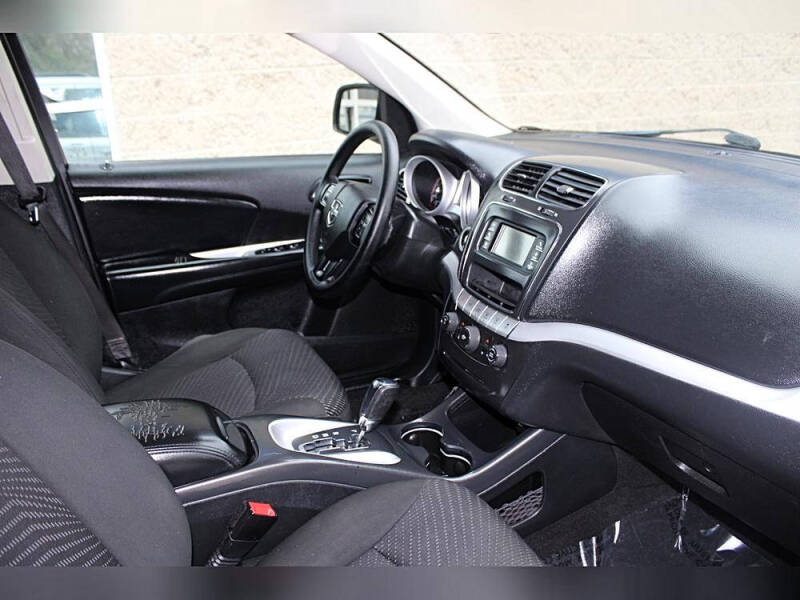 2020 Dodge Journey SE Value