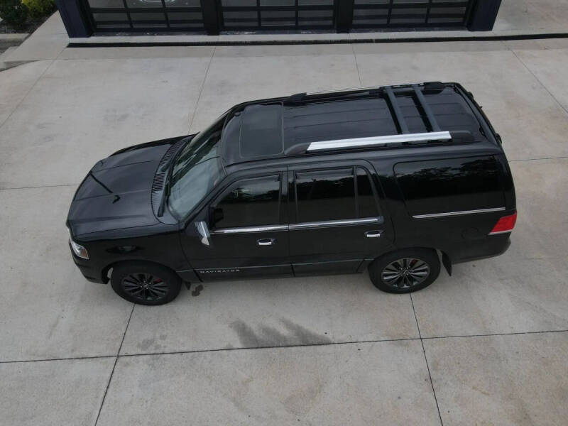2016 Lincoln Navigator Select