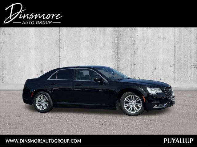 2017 Chrysler 300 Limited