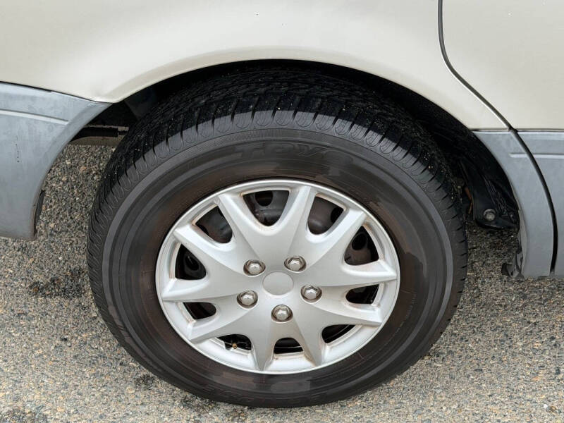 2001 Toyota Sienna LE