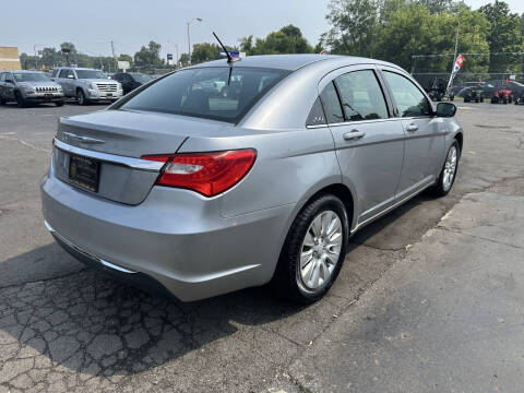 2014 Chrysler 200 LX