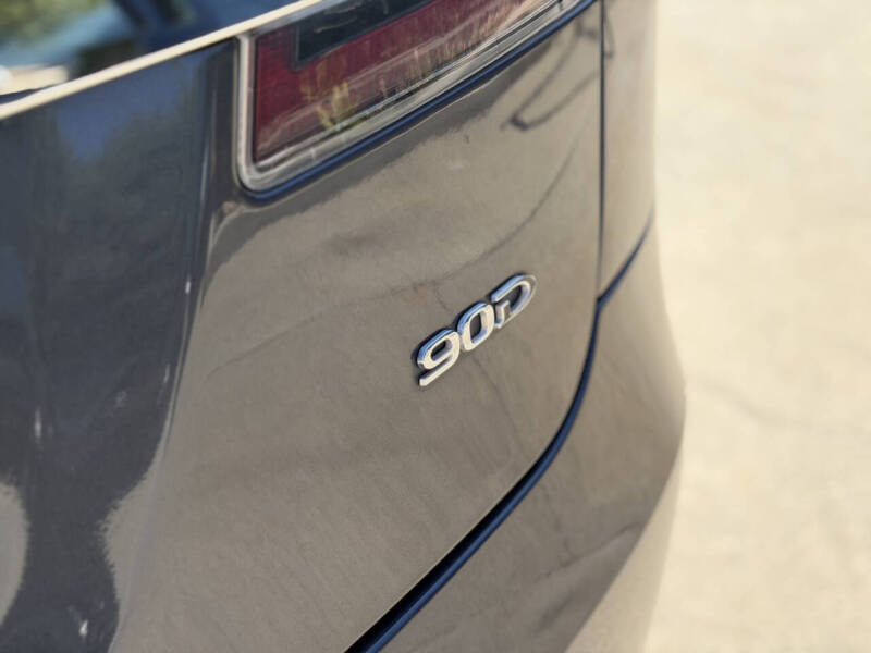 2017 Tesla Model S 90D