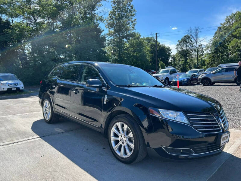 2018 Lincoln MKT Premiere