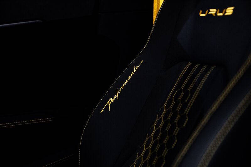 2023 Lamborghini Urus Performante