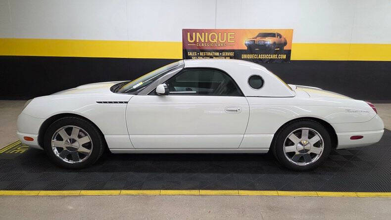 2002 Ford Thunderbird Deluxe