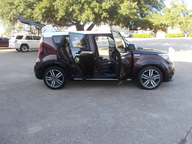 2017 Kia Soul +