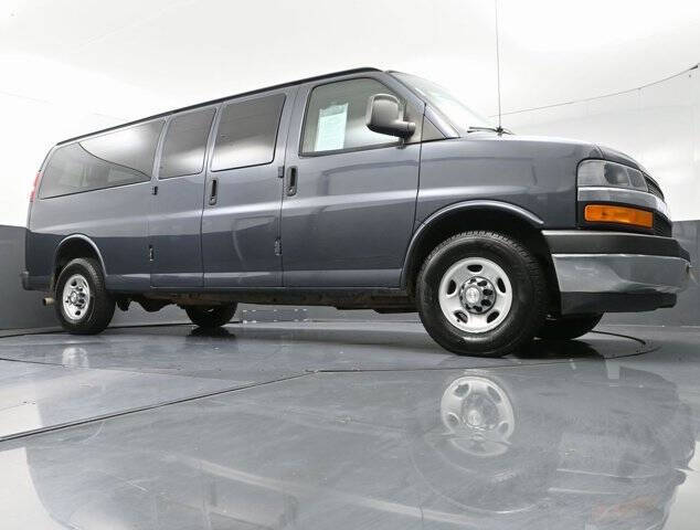 2017 Chevrolet Express LT 3500