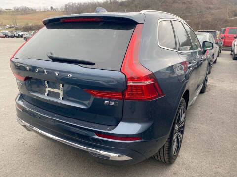 2023 Volvo XC60 B5 Plus Bright Theme